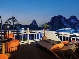 Hera Classic Boutique Cruises