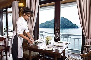 Hera Classic Boutique Cruises