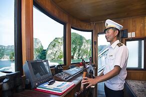 Hera Classic Boutique Cruises