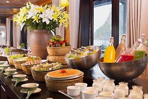 Hera Classic Boutique Cruises