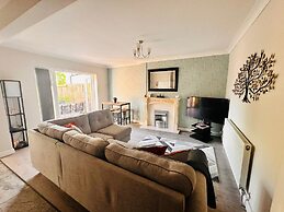 Birmingham Blissful Apartment With 2 Bedrooms
