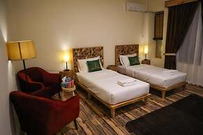 Dumani Nagar Hotel & Resort