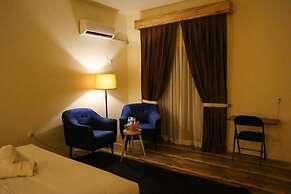 Dumani Nagar Hotel & Resort