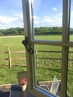 Oxton Hill Hideaway