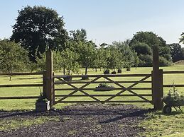 Oxton Hill Hideaway