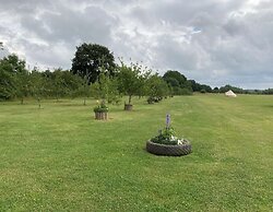 Oxton Hill Hideaway