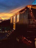 Oxton Hill Hideaway