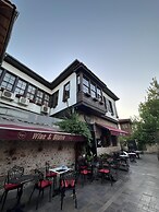 Grace Lounge Premium