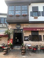 Grace Lounge Premium