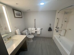 Best Western Plus Mobile Inn & Suites