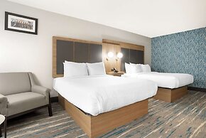 Best Western Plus Mobile Inn & Suites