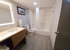 Best Western Plus Mobile Inn & Suites