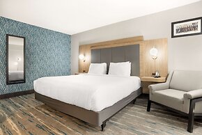 Best Western Plus Mobile Inn & Suites