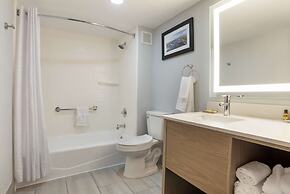 Best Western Plus Mobile Inn & Suites