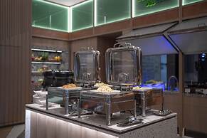 EVEN Hotels Shenzhen Guangming Cloud Park by IHG