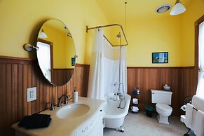 The Adams Pragge House