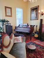 The Adams Pragge House