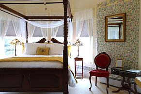 The Adams Pragge House