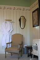 The Adams Pragge House