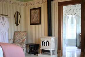 The Adams Pragge House