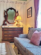 The Adams Pragge House