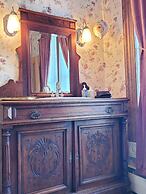 The Adams Pragge House