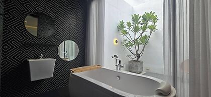 Innlux Phuket