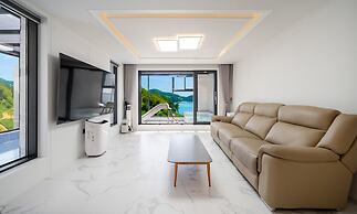 Baekya Pool Villa & Kids