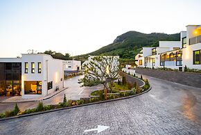 Baekya Pool Villa & Kids