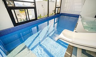 Baekya Pool Villa & Kids