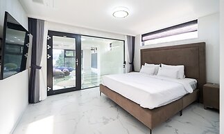 Baekya Pool Villa & Kids