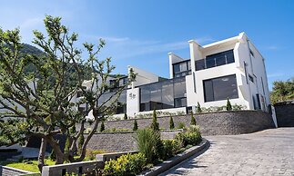 Baekya Pool Villa & Kids