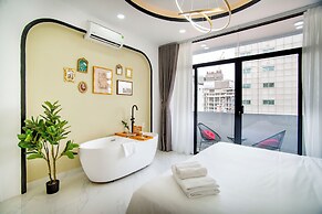 SAZI Ben Thanh Hotel