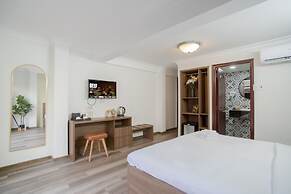 SAZI Ben Thanh Hotel