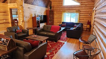 Beargrass Lodging and RV Resort