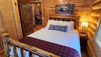 Beargrass Lodging and RV Resort