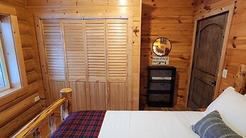 Beargrass Lodging and RV Resort