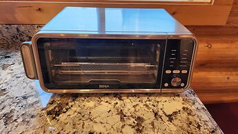 Beargrass Lodging and RV Resort