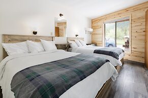 Beargrass Lodging and RV Resort