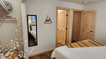 Beargrass Lodging and RV Resort