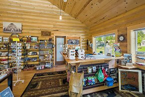 Beargrass Lodging and RV Resort