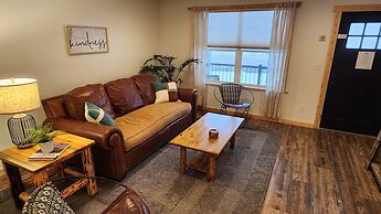 Beargrass Lodging and RV Resort