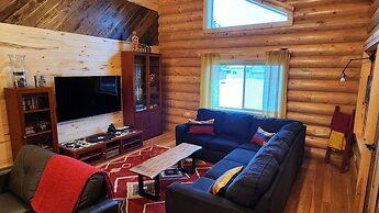 Beargrass Lodging and RV Resort