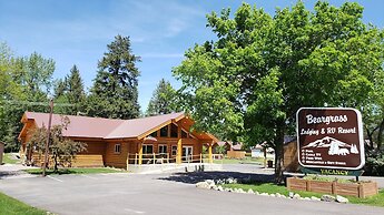 Beargrass Lodging and RV Resort