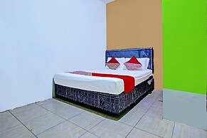 OYO 90476 Iksan Homestay Syariah