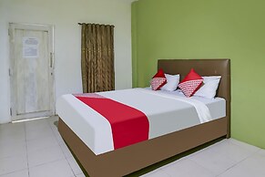 OYO Life 91027 Note Hotel Syariah