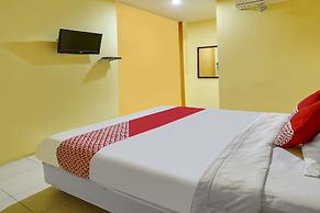 OYO Life 91027 Note Hotel Syariah