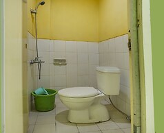 OYO Life 91027 Note Hotel Syariah