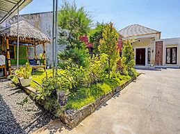 OYO 91403 Reva Residence Syariah