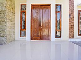 OYO 91403 Reva Residence Syariah